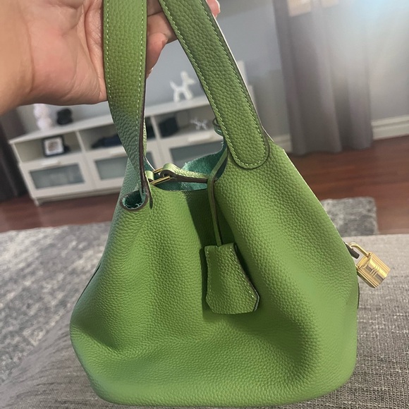 Green Leather Bucket Mini Lock & Key Purse Unbranded - Picture 1 of 8